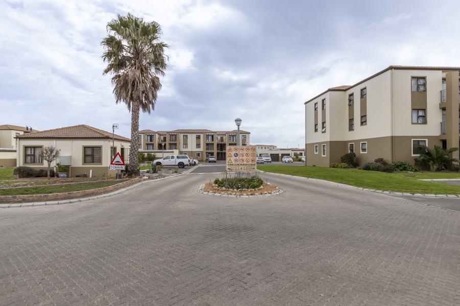 2 Bedroom Property for Sale in Guldenland Western Cape